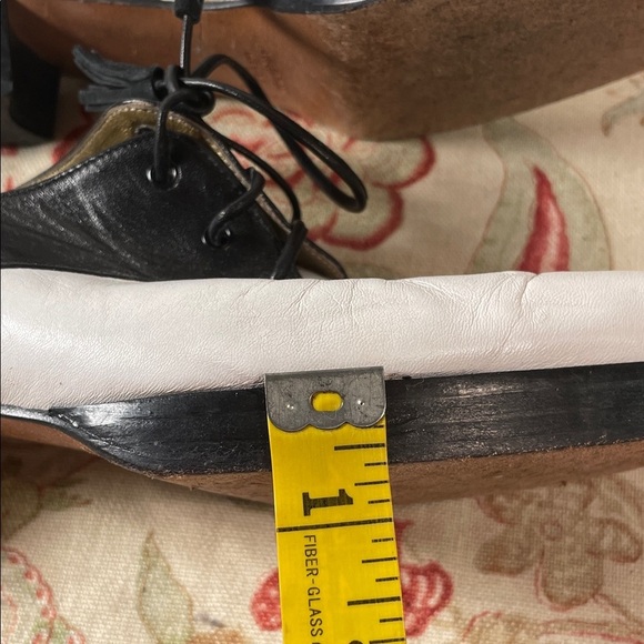 Yves Saint Laurent Two-Tone Lace-Up Oxford Suede Lace Up Flats Vintage - Picture 12 of 14